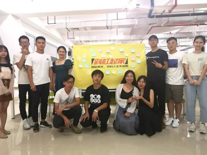 https://mmbiz.qpic.cn/mmbiz_jpg/rmfyv2pkJ6cnZx9OeW1nvIpdT6wvOnm9FxNStuo47YzfTMKBuJHdUAU1ayDt9Sf8hUCVsR5QAkMtMeJcDN1Ong/640?wx_fmt=jpeg